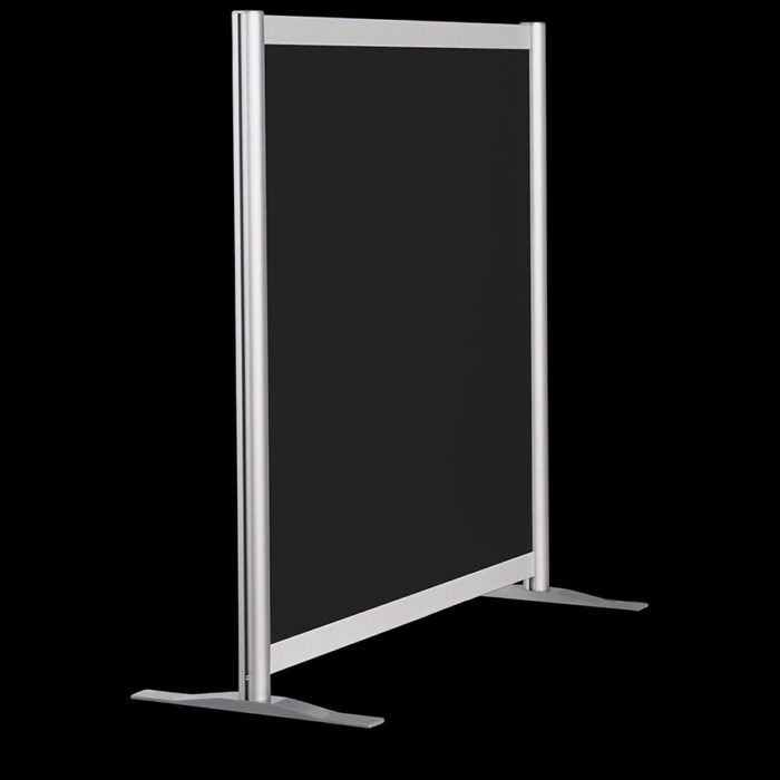Wand zwart op voeten HxB108x104cm