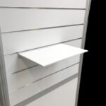 Slatwallschap wit 45,3x33x0,8cm in alu profiel