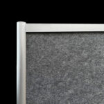 Akoestische wand vilt grijs hoekdetail