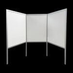 Expowand 3-luiks wit HxB210x312cm met halfopen onderzijde