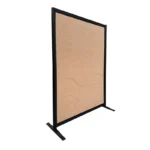 Akoestische wand zwart frame vilt beige HxB190x130cm op voeten zijaanzicht